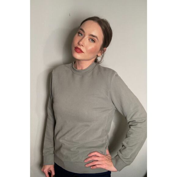 COS Soft Cotton Sweatshirt Pastel Sage Green ~ Size M/L ~ So Comfortable - Picture 1 of 7